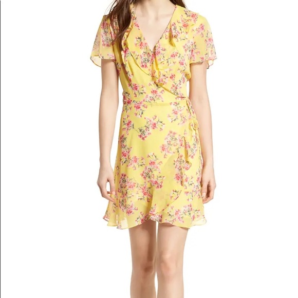 Lush Floral Wrap Dress - Picture 4 of 7